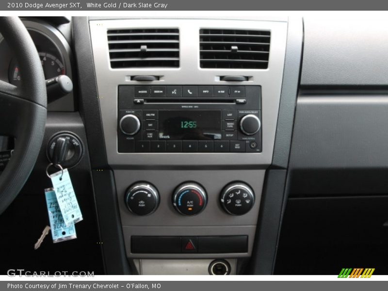 White Gold / Dark Slate Gray 2010 Dodge Avenger SXT