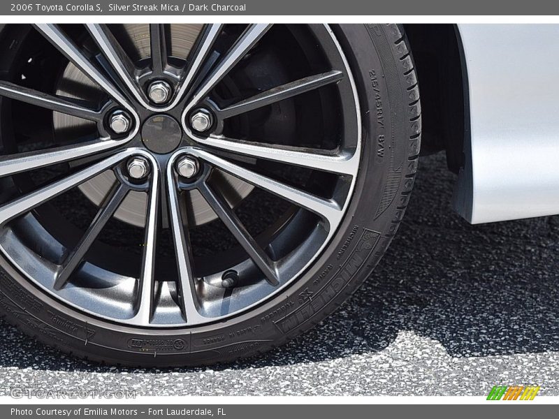 Silver Streak Mica / Dark Charcoal 2006 Toyota Corolla S