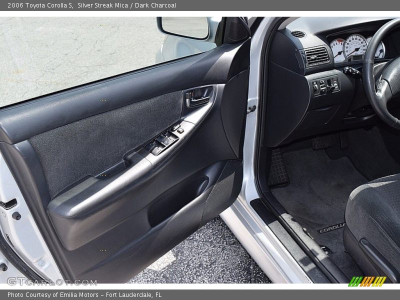 Silver Streak Mica / Dark Charcoal 2006 Toyota Corolla S