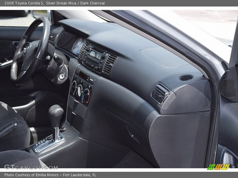 Silver Streak Mica / Dark Charcoal 2006 Toyota Corolla S