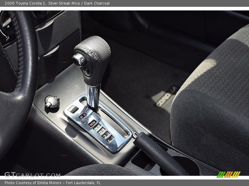 Silver Streak Mica / Dark Charcoal 2006 Toyota Corolla S