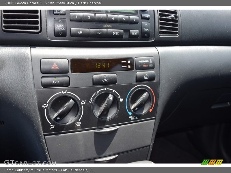 Silver Streak Mica / Dark Charcoal 2006 Toyota Corolla S