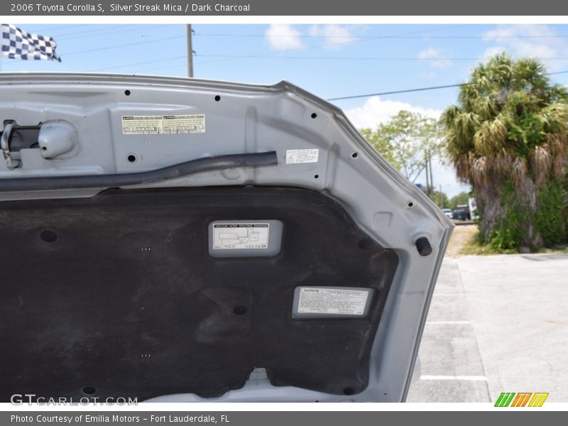 Silver Streak Mica / Dark Charcoal 2006 Toyota Corolla S