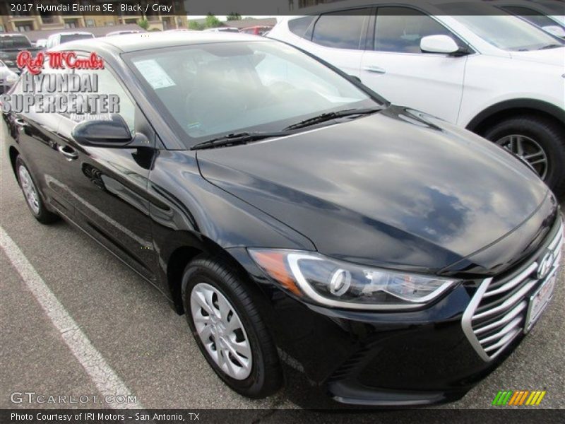 Black / Gray 2017 Hyundai Elantra SE