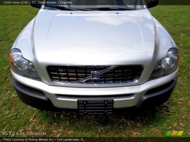 Silver Metallic / Graphite 2006 Volvo XC90 2.5T