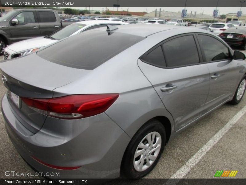 Gray / Gray 2017 Hyundai Elantra SE