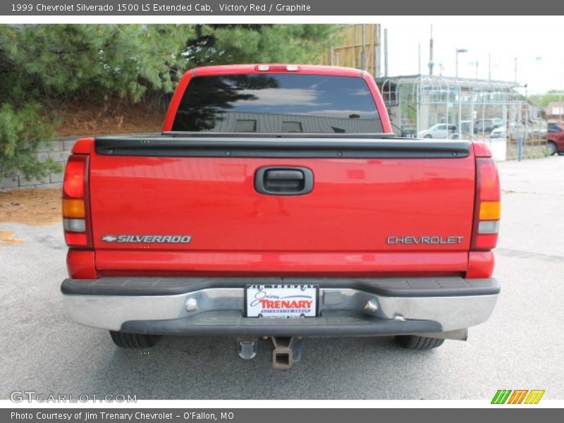 Victory Red / Graphite 1999 Chevrolet Silverado 1500 LS Extended Cab