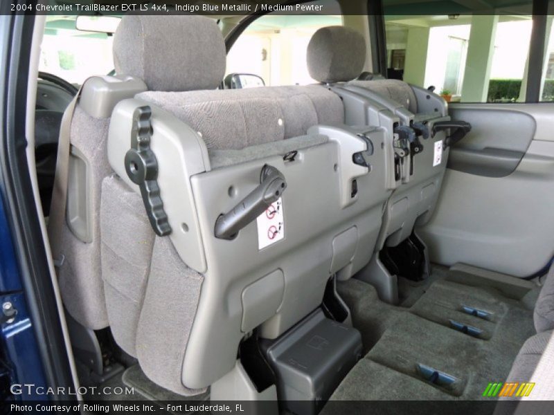 Indigo Blue Metallic / Medium Pewter 2004 Chevrolet TrailBlazer EXT LS 4x4