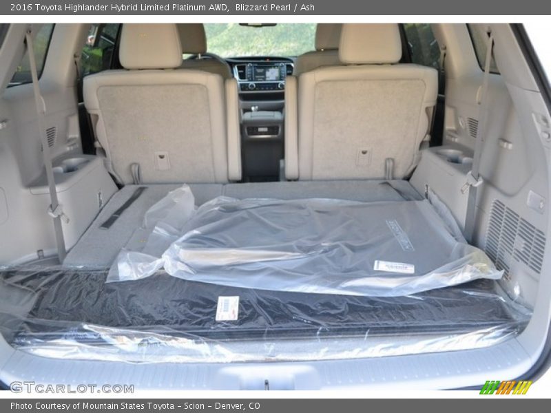 Blizzard Pearl / Ash 2016 Toyota Highlander Hybrid Limited Platinum AWD