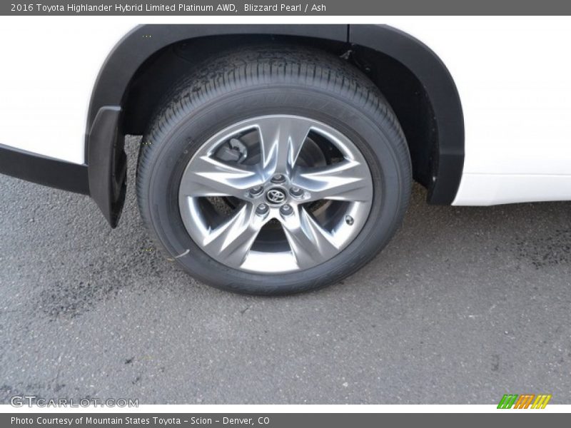 Blizzard Pearl / Ash 2016 Toyota Highlander Hybrid Limited Platinum AWD