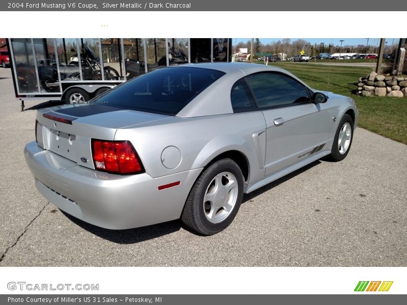Silver Metallic / Dark Charcoal 2004 Ford Mustang V6 Coupe