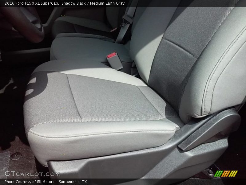 Shadow Black / Medium Earth Gray 2016 Ford F150 XL SuperCab