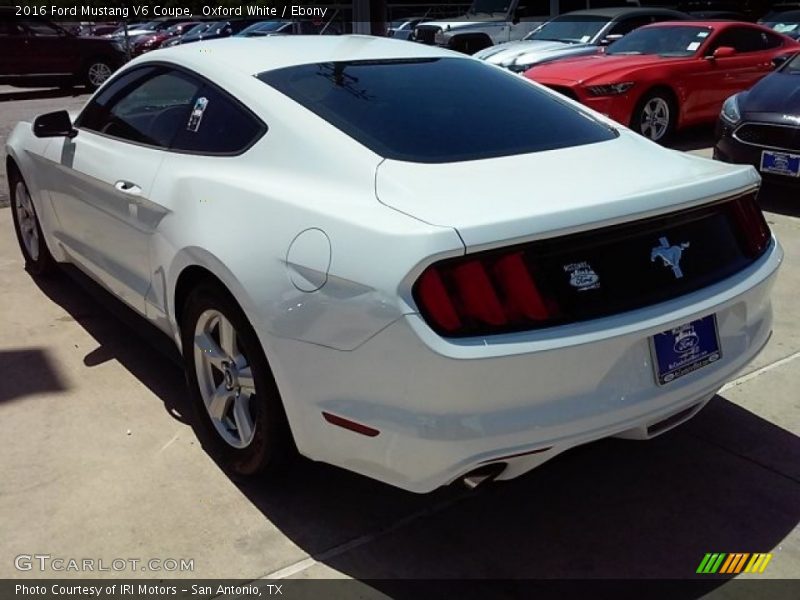 Oxford White / Ebony 2016 Ford Mustang V6 Coupe