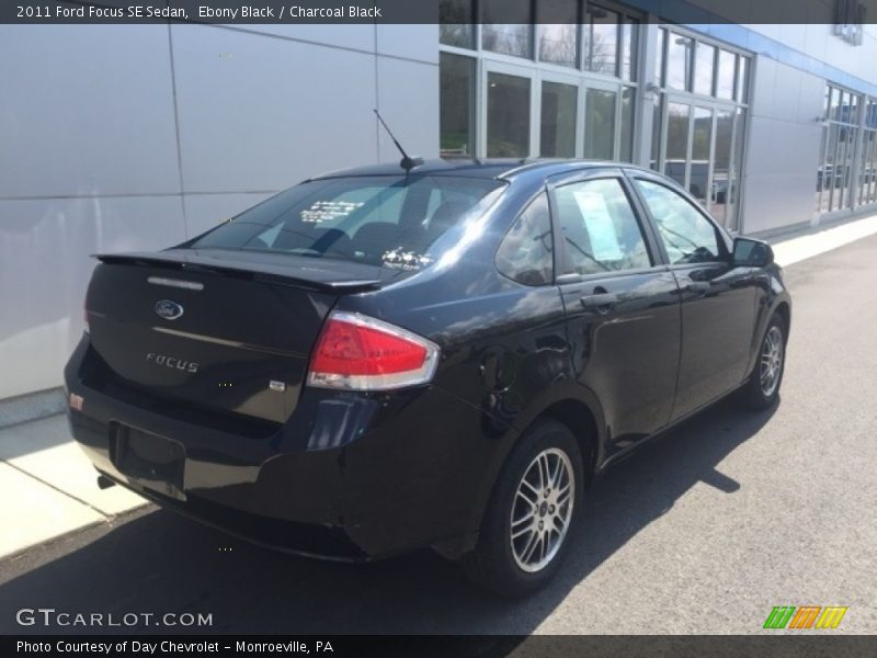Ebony Black / Charcoal Black 2011 Ford Focus SE Sedan