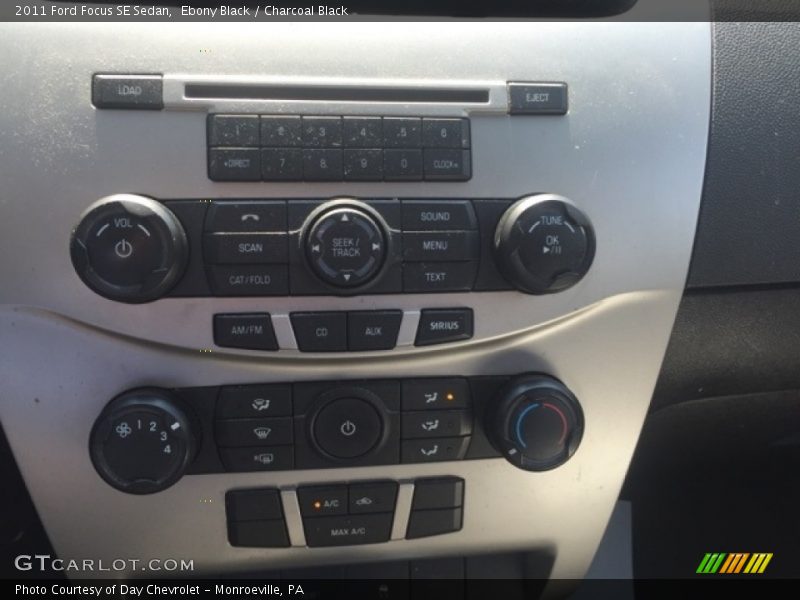 Ebony Black / Charcoal Black 2011 Ford Focus SE Sedan