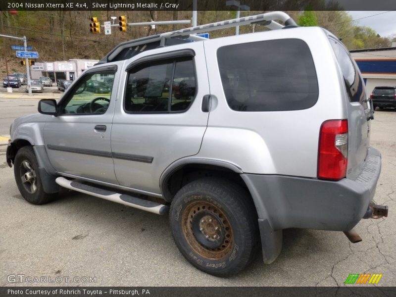 Silver Lightning Metallic / Gray 2004 Nissan Xterra XE 4x4