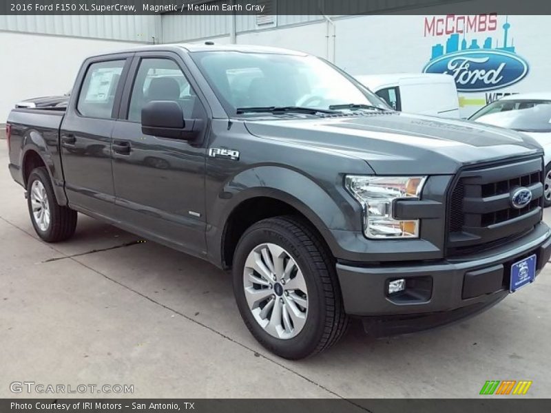 Magnetic / Medium Earth Gray 2016 Ford F150 XL SuperCrew