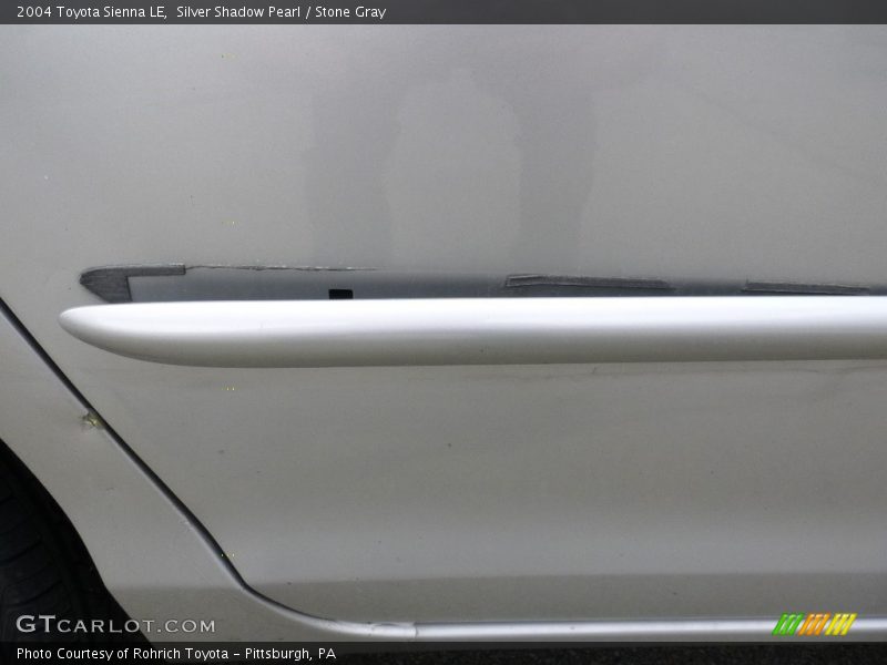 Silver Shadow Pearl / Stone Gray 2004 Toyota Sienna LE