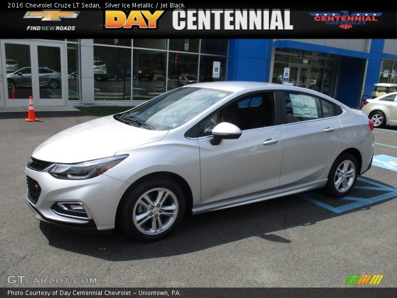 Silver Ice Metallic / Jet Black 2016 Chevrolet Cruze LT Sedan