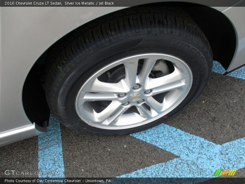 Silver Ice Metallic / Jet Black 2016 Chevrolet Cruze LT Sedan