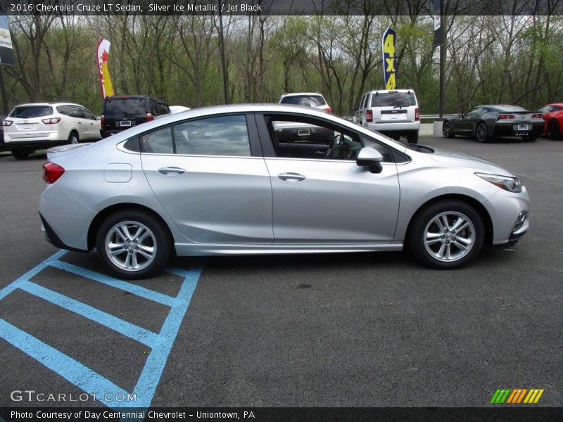 Silver Ice Metallic / Jet Black 2016 Chevrolet Cruze LT Sedan