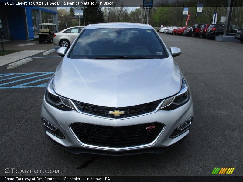 Silver Ice Metallic / Jet Black 2016 Chevrolet Cruze LT Sedan