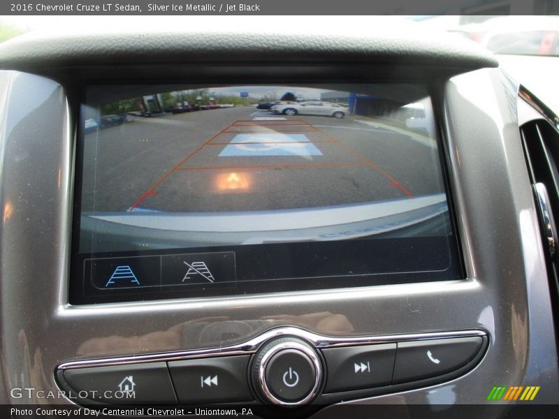 Silver Ice Metallic / Jet Black 2016 Chevrolet Cruze LT Sedan