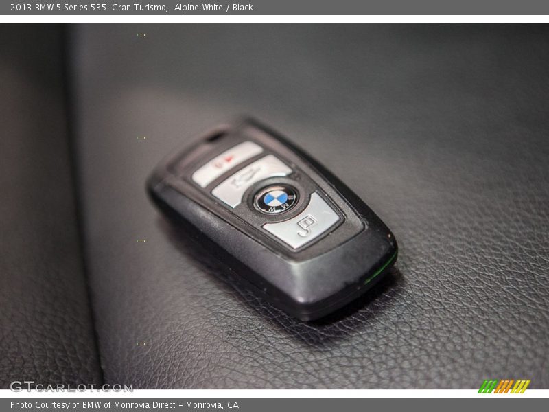 Alpine White / Black 2013 BMW 5 Series 535i Gran Turismo