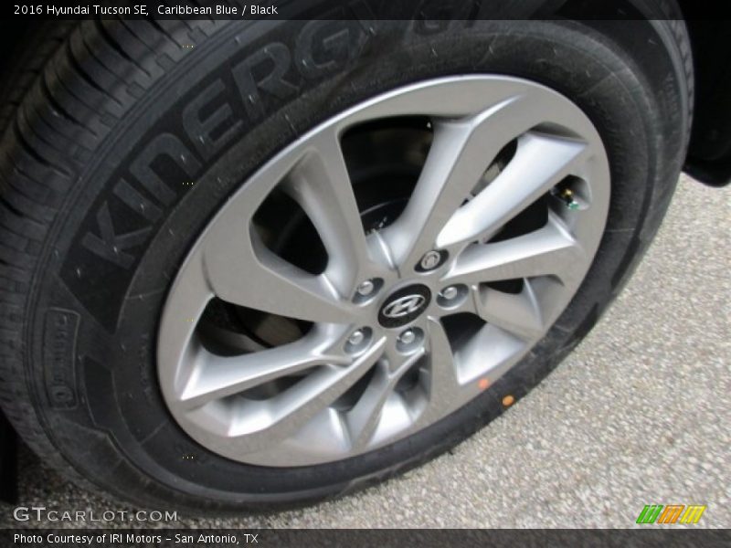 Caribbean Blue / Black 2016 Hyundai Tucson SE