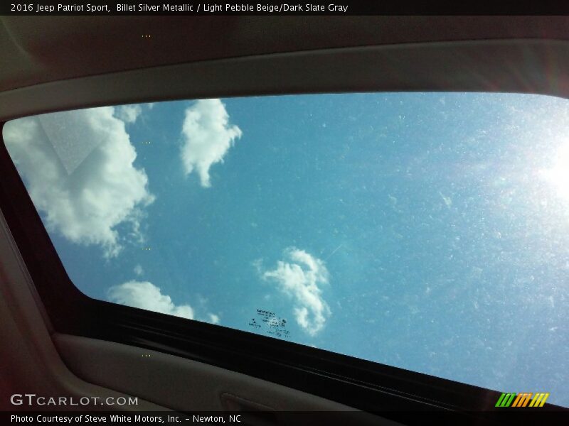 Billet Silver Metallic / Light Pebble Beige/Dark Slate Gray 2016 Jeep Patriot Sport