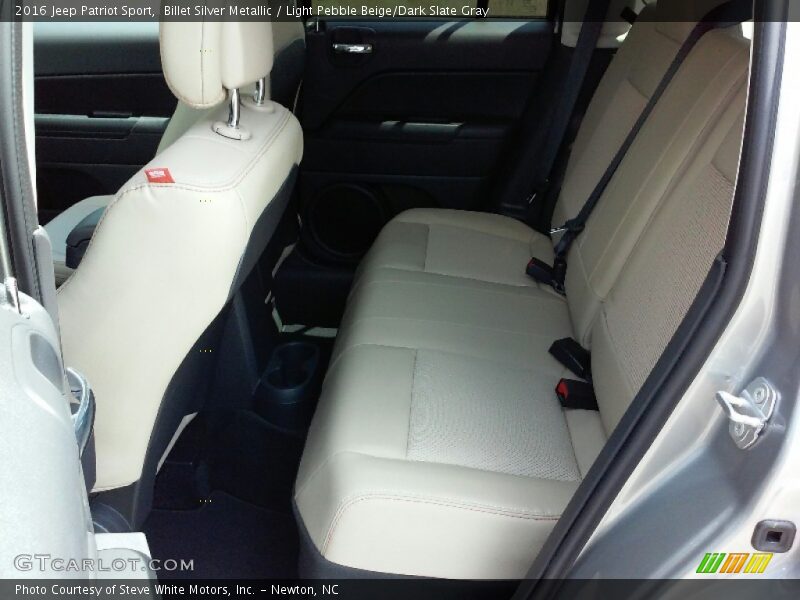 Billet Silver Metallic / Light Pebble Beige/Dark Slate Gray 2016 Jeep Patriot Sport