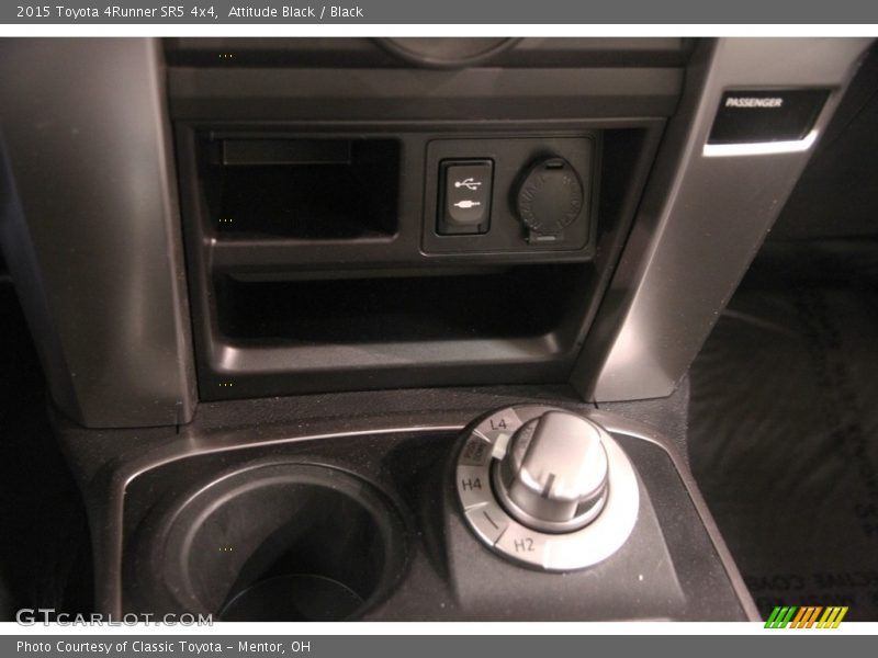 Attitude Black / Black 2015 Toyota 4Runner SR5 4x4