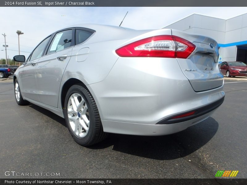 Ingot Silver / Charcoal Black 2014 Ford Fusion SE