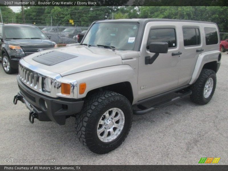 Boulder Gray Metallic / Ebony Black 2007 Hummer H3