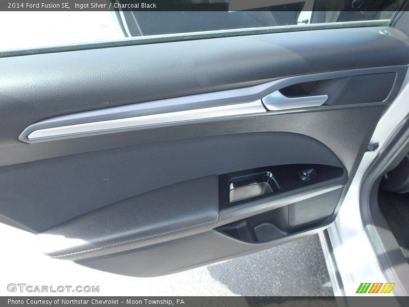 Ingot Silver / Charcoal Black 2014 Ford Fusion SE