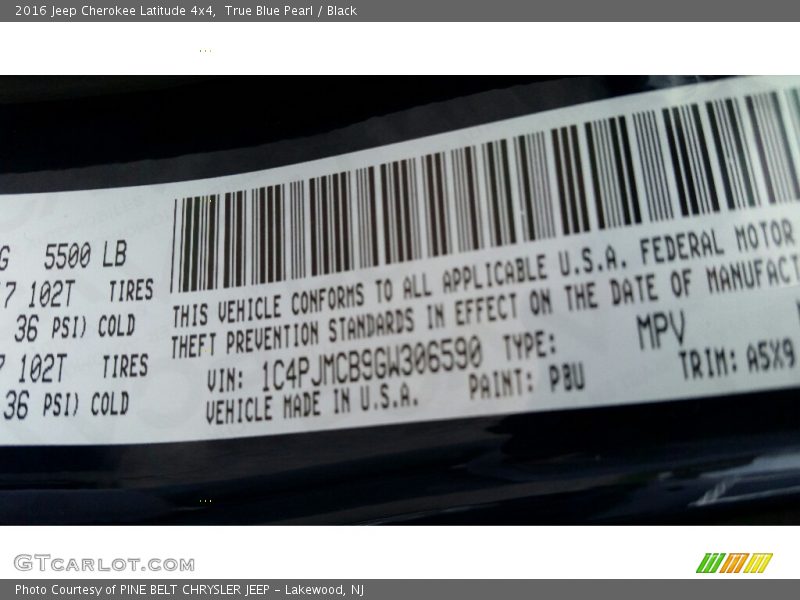 True Blue Pearl / Black 2016 Jeep Cherokee Latitude 4x4