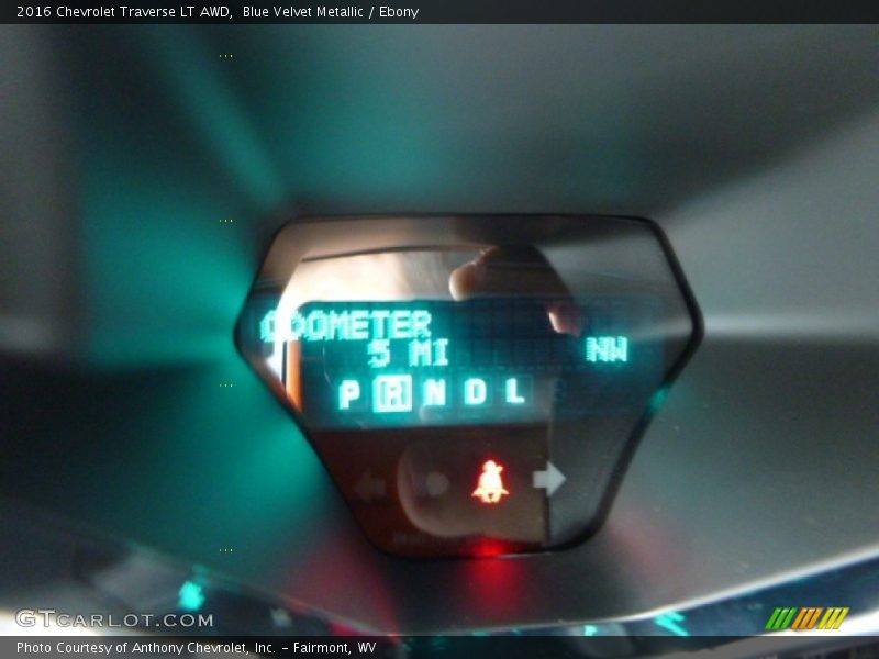 Blue Velvet Metallic / Ebony 2016 Chevrolet Traverse LT AWD