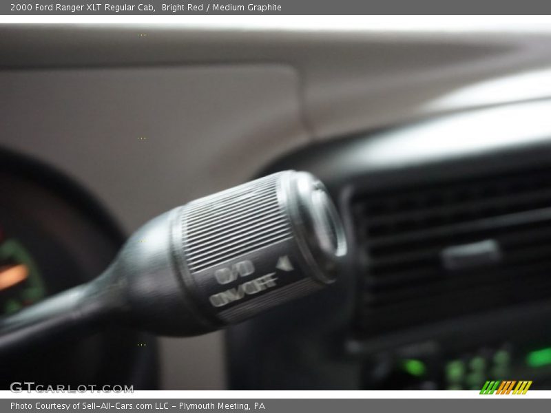 Bright Red / Medium Graphite 2000 Ford Ranger XLT Regular Cab