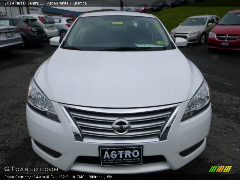 Aspen White / Charcoal 2014 Nissan Sentra SL