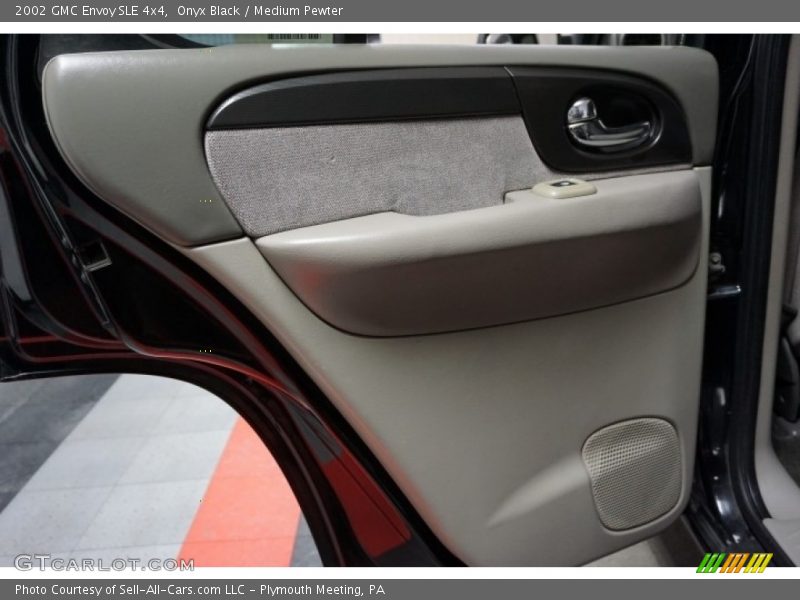 Onyx Black / Medium Pewter 2002 GMC Envoy SLE 4x4