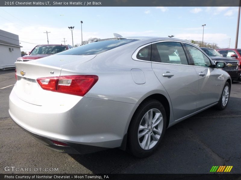 Silver Ice Metallic / Jet Black 2016 Chevrolet Malibu LT