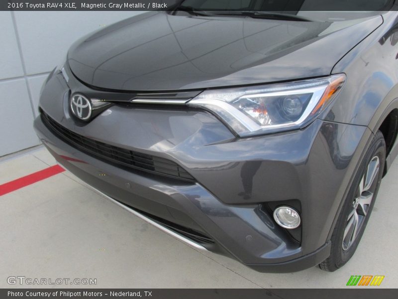 Magnetic Gray Metallic / Black 2016 Toyota RAV4 XLE