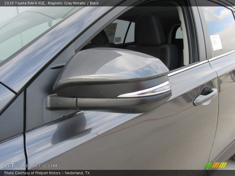 Magnetic Gray Metallic / Black 2016 Toyota RAV4 XLE