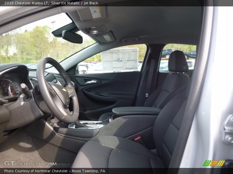 Silver Ice Metallic / Jet Black 2016 Chevrolet Malibu LT