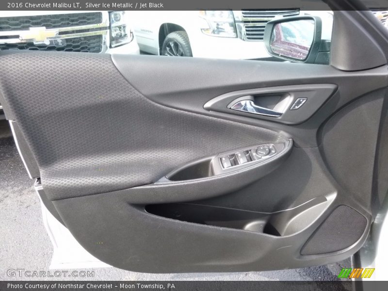 Silver Ice Metallic / Jet Black 2016 Chevrolet Malibu LT