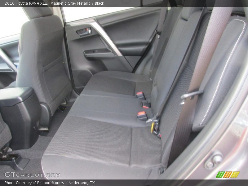 Magnetic Gray Metallic / Black 2016 Toyota RAV4 XLE