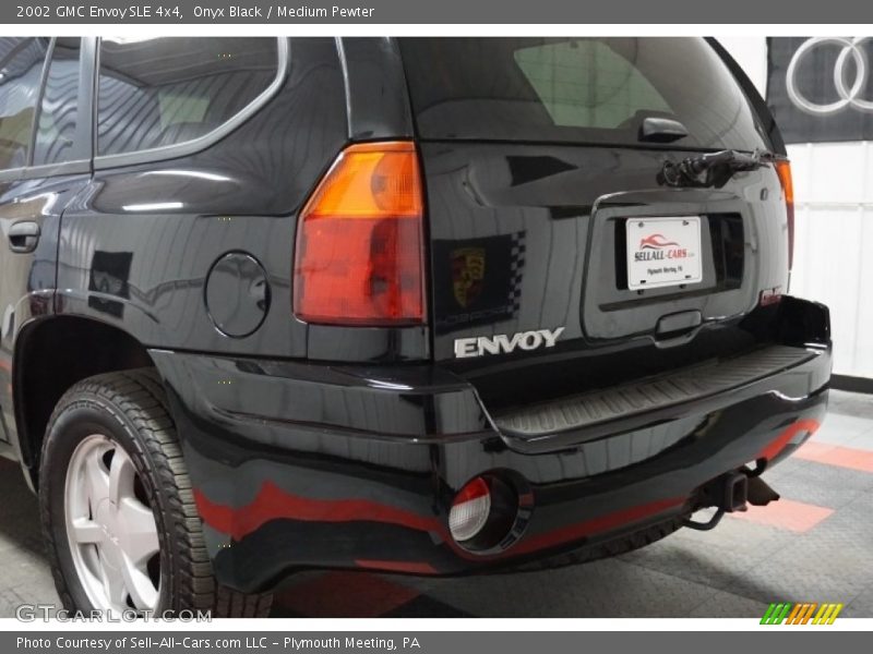 Onyx Black / Medium Pewter 2002 GMC Envoy SLE 4x4