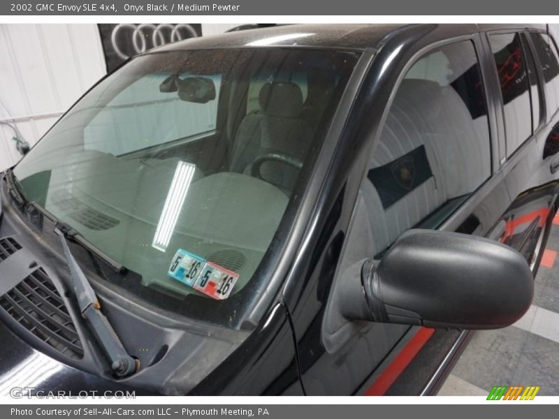 Onyx Black / Medium Pewter 2002 GMC Envoy SLE 4x4
