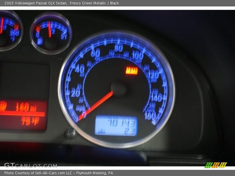 Fresco Green Metallic / Black 2003 Volkswagen Passat GLX Sedan
