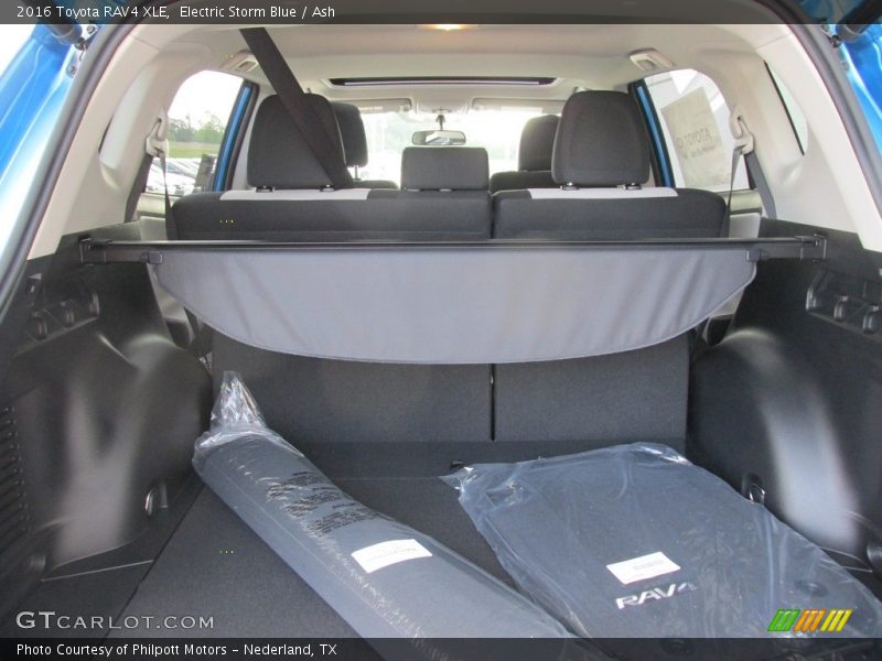 Electric Storm Blue / Ash 2016 Toyota RAV4 XLE